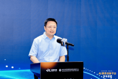 <b>市第一七一中学讲授从任、中国科协科技教育工</b>