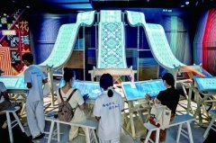 正在深圳已渗入到创做的毛